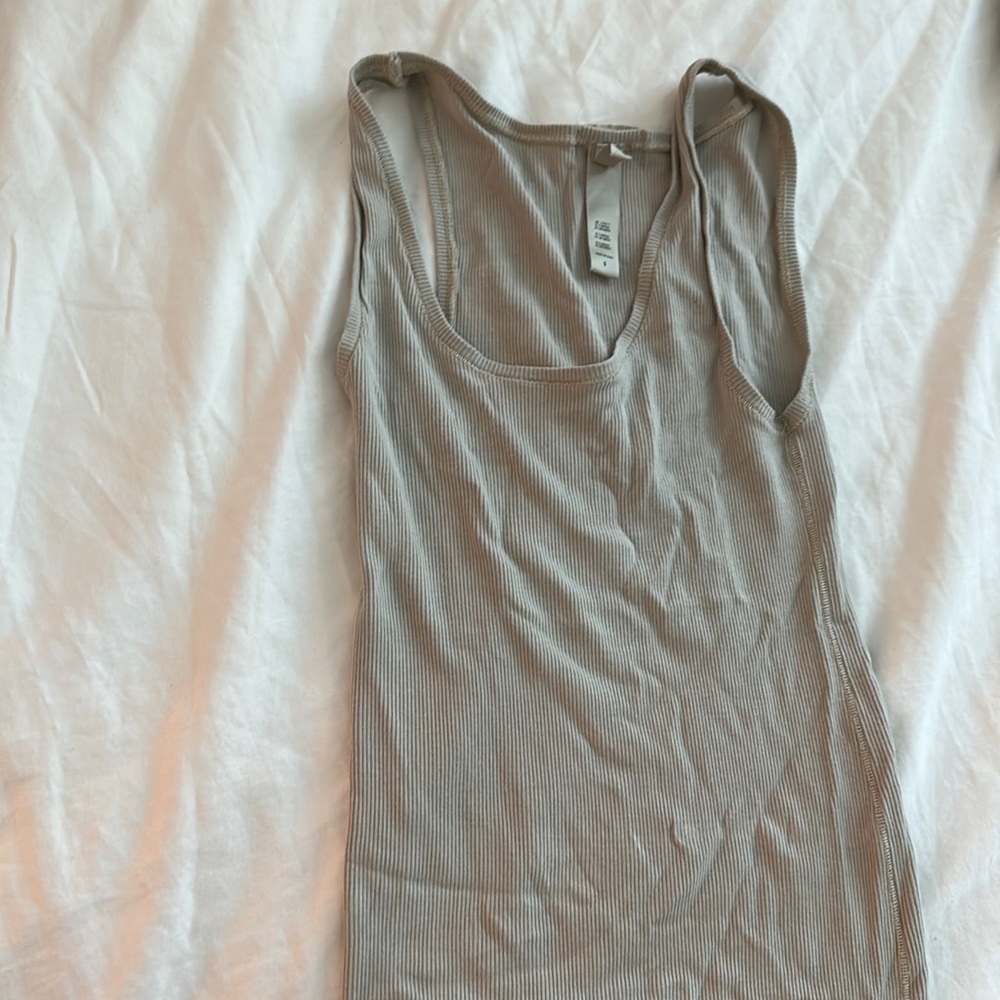 Skims tank